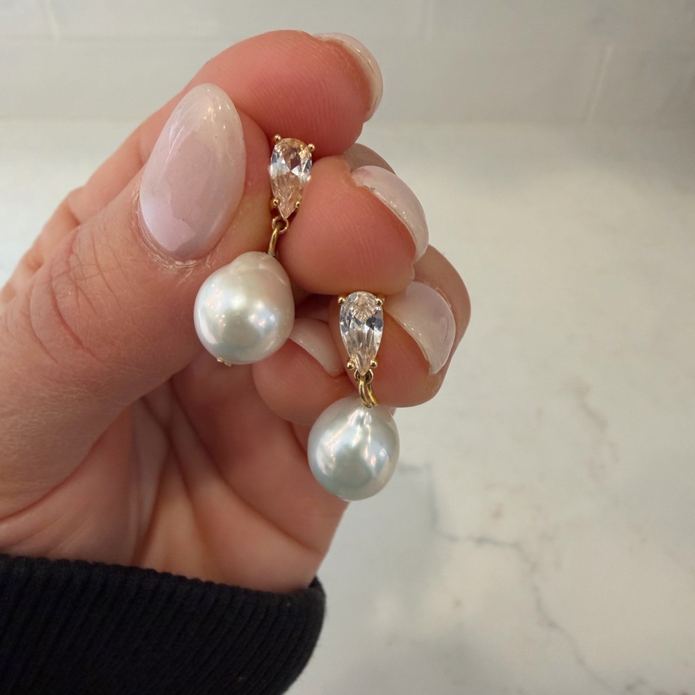 Elegant Pearl and Crystal Drop Earrings